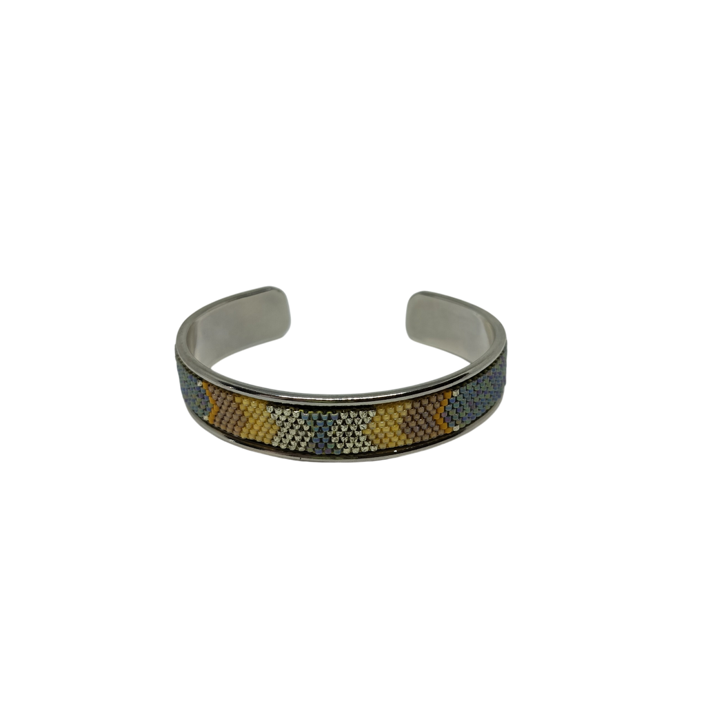 Cuff armband met luxe citrusgeel, mosgroen kralenwerk