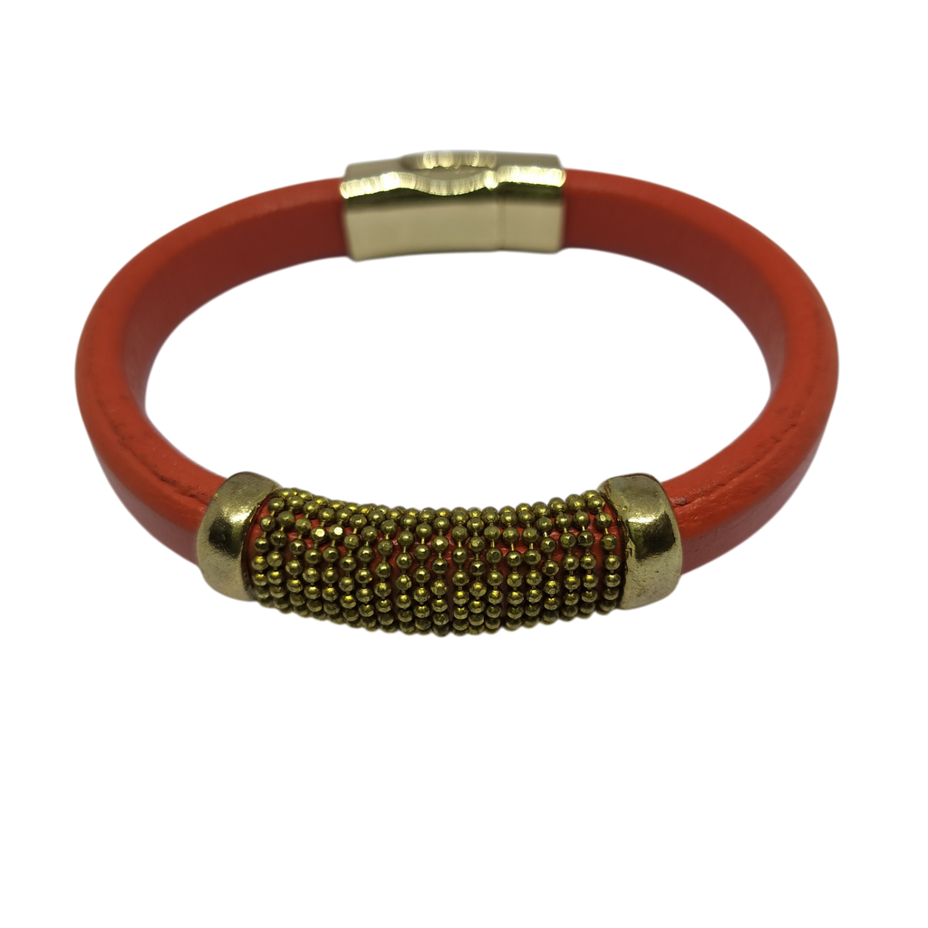Armband diep oranje met goudkleurig middenstuk