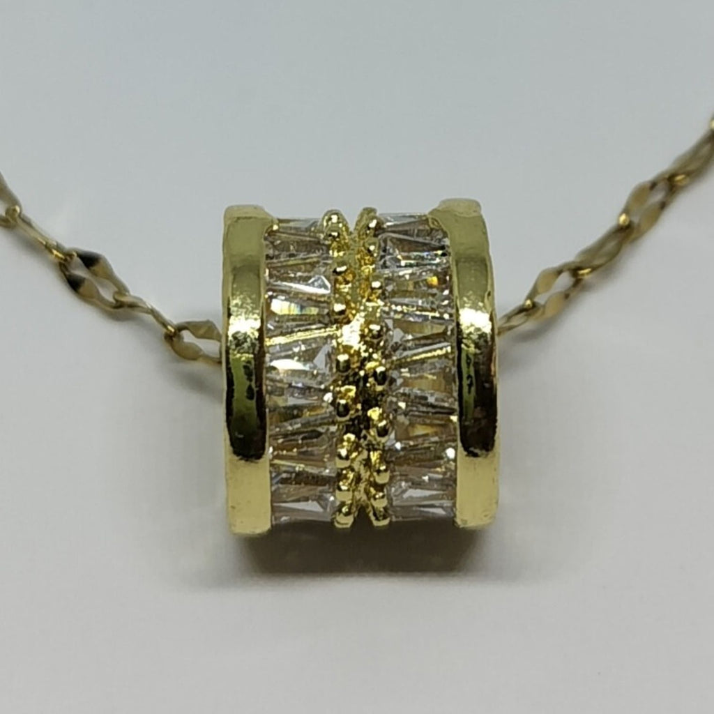 Ketting goudkleurig met hanger 'Barrel'