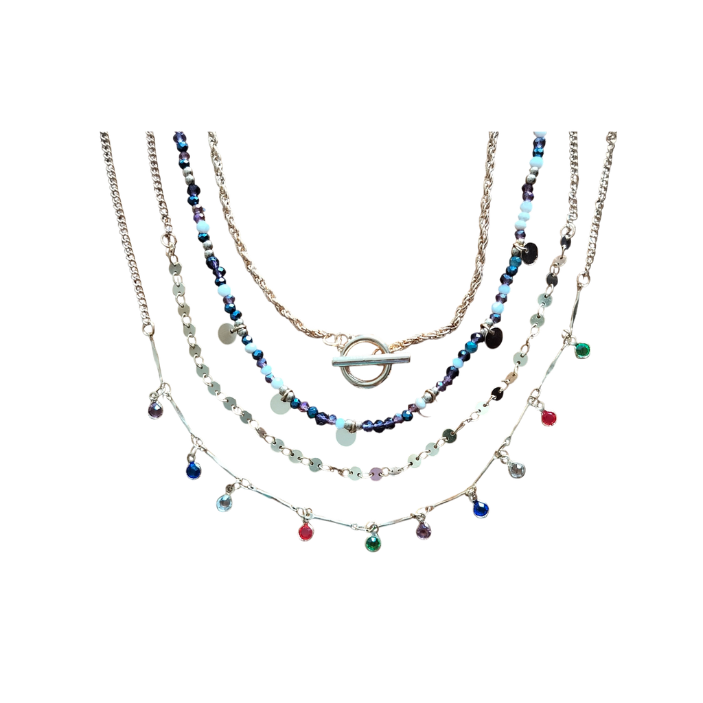 Ketting set gelaagd met kleurrijke accenten