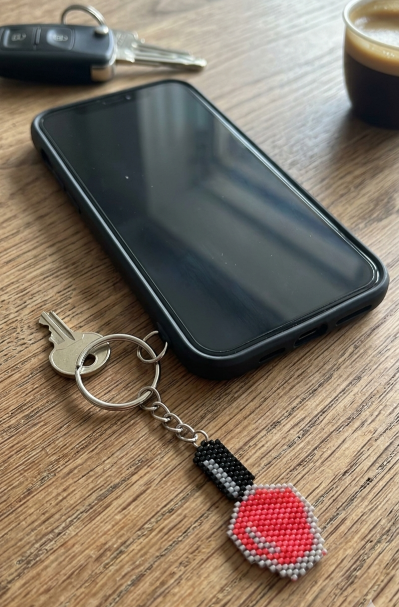 Sleutelhanger nagellakflesje (ovaal)